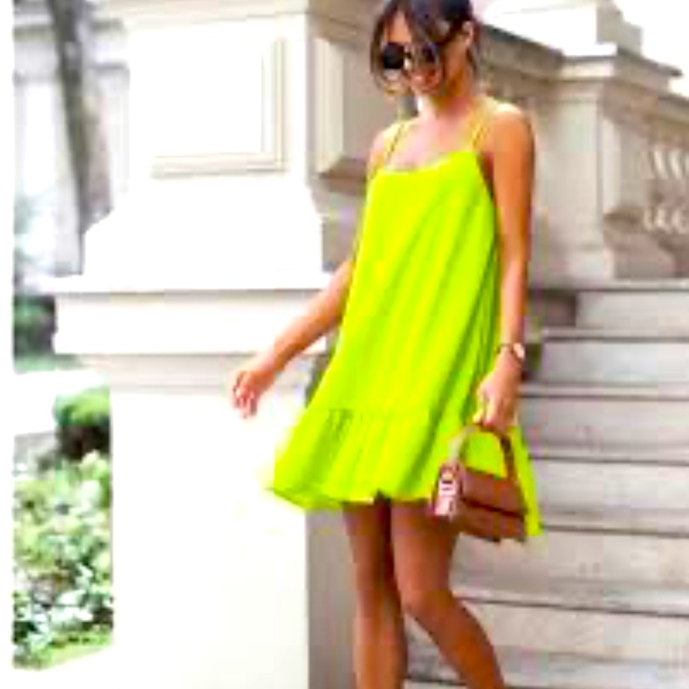 New A Flirty & Fun Boho Lightweight Mini Dress in Neon Green Line & Dot Medium